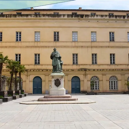 Centre ☆ Wifi ☆ Clim ☆ Plages شقة